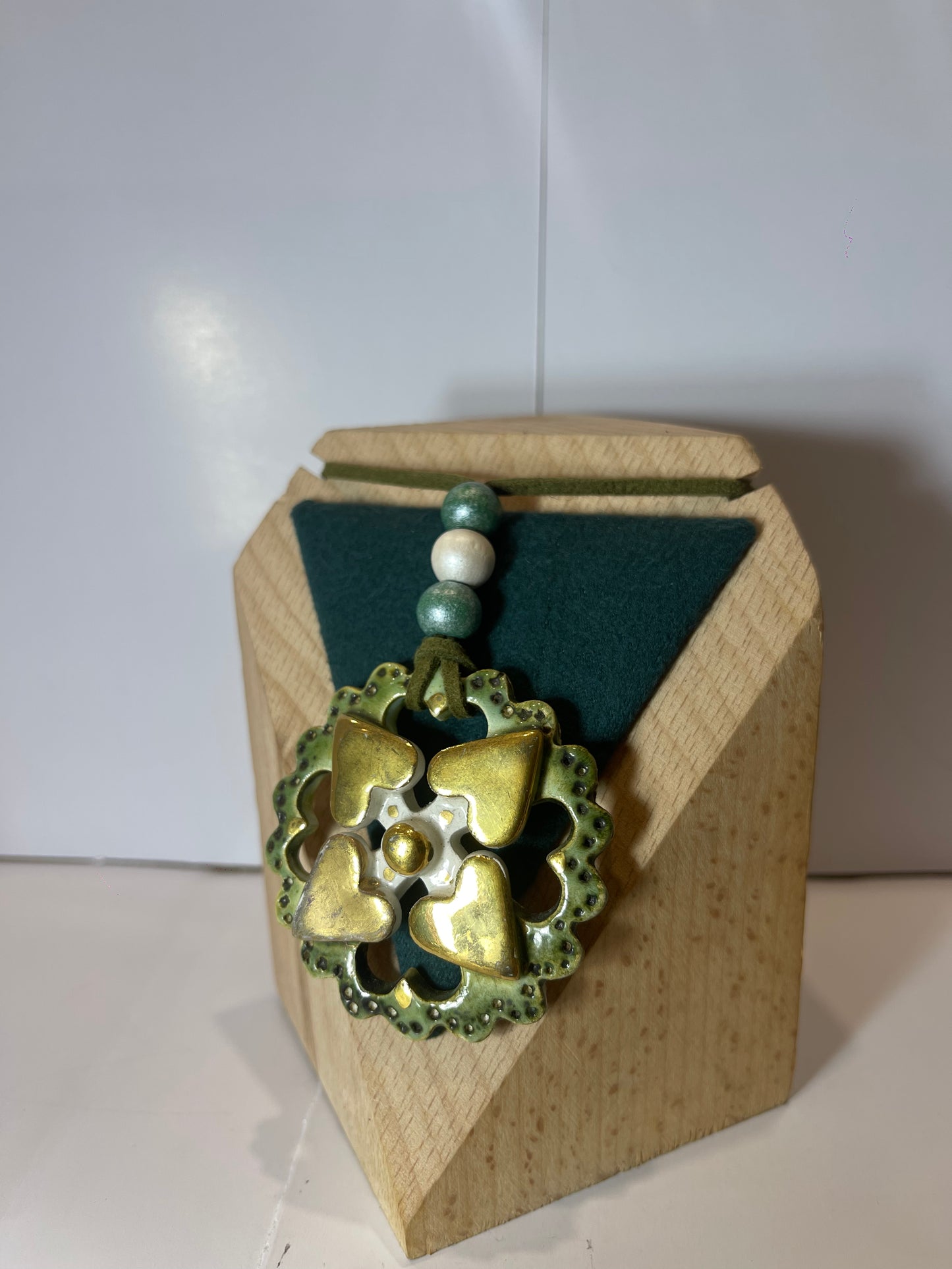 Collana in ceramica